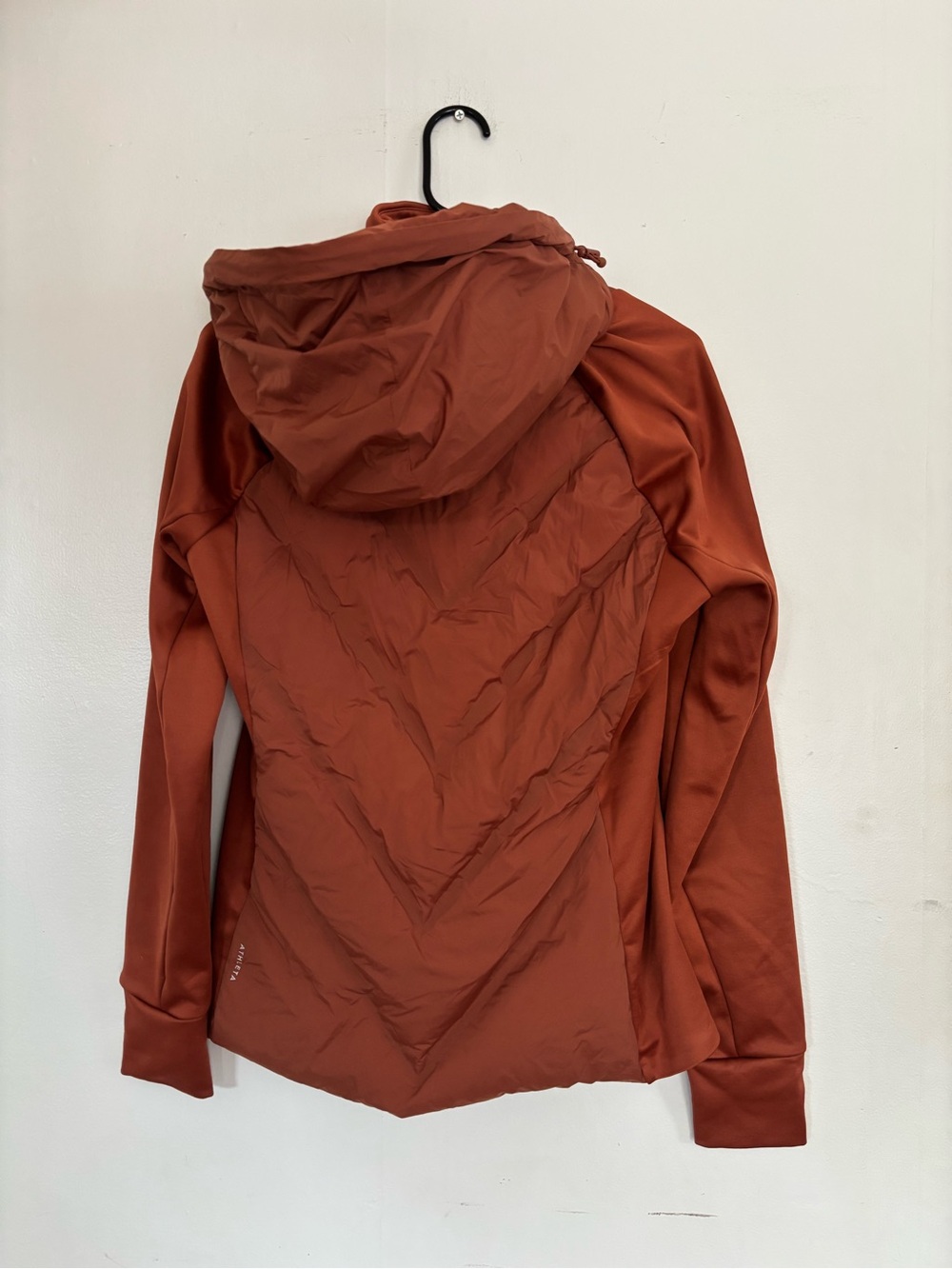 Athleta Inlet Rust Orange Puffer - Picture 8 of 11